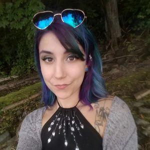 Meet your Posher, Arianna